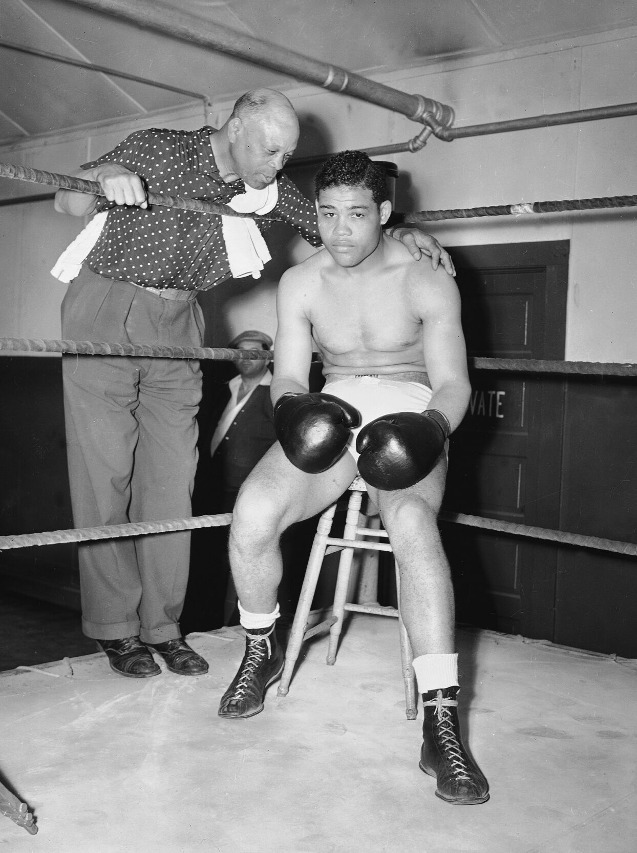 1954: Joe Louis, Jack Dempsey among 24 elected to Boxing Hall of Fame